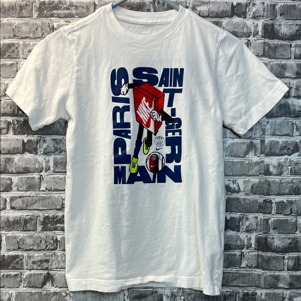 Boy's Nike Graphic‎ T-Shirt